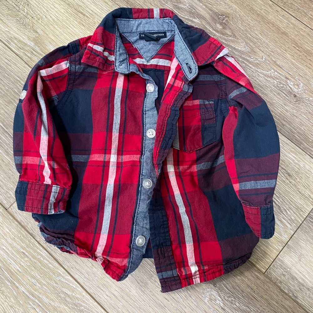 Tommy Hilfiger Plaid Button up